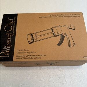 Pampered Chef Cookie Press in Brown Packaging